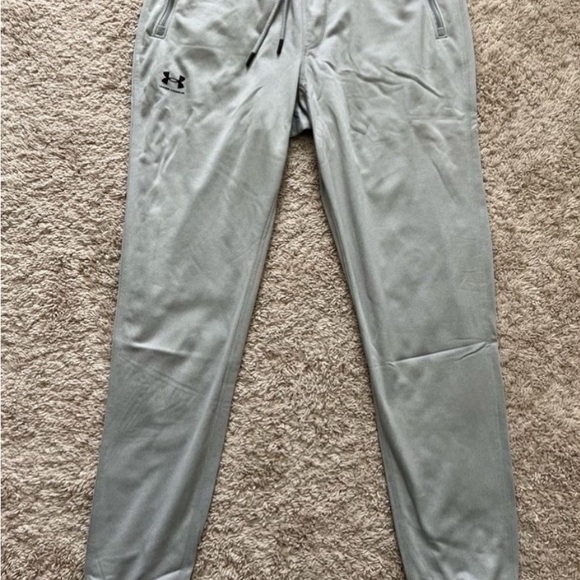 Under Armour Gray Sweatpants with Tapered Legs - Picture 3 of 4